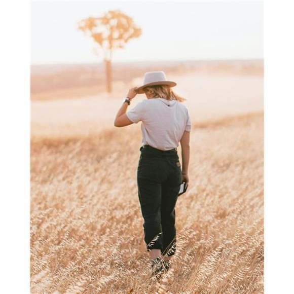 Women Elegant & White Classic Felt Fedora Wide Brim Hat with Belt Buckle